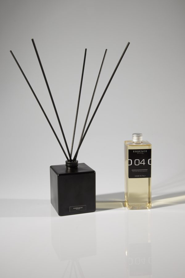 KIT 04 PROFUMATORE PER AMBIENTE CON VASO E RATTAN